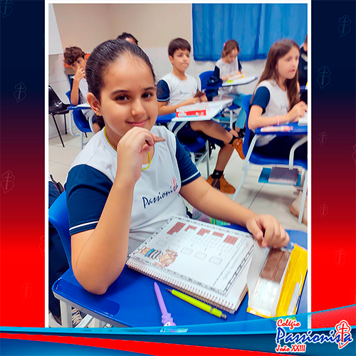 Fra��o - Aprendendo com a do�ura do chocolate - 5� ano A Col�gio Passionista Jo�o XXIII