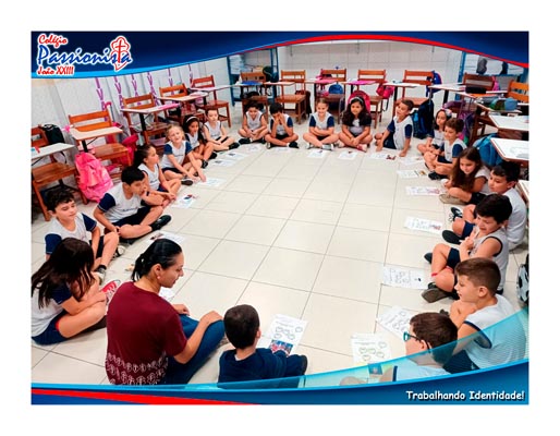 Trabalhando Identidade! Col�gio Passionista Jo�o XXIII