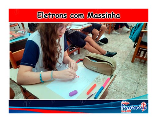 Representando os el�trons com massinha Col�gio Passionista Jo�o XXIII