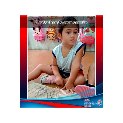 Trabalhando com carv�o Col�gio Passionista Jo�o XXIII