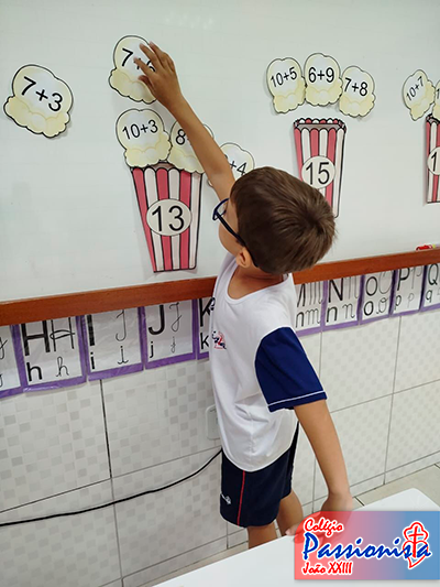 Adi��o com Palito de Picol� - 1� Ano C Col�gio Passionista Jo�o XXIII