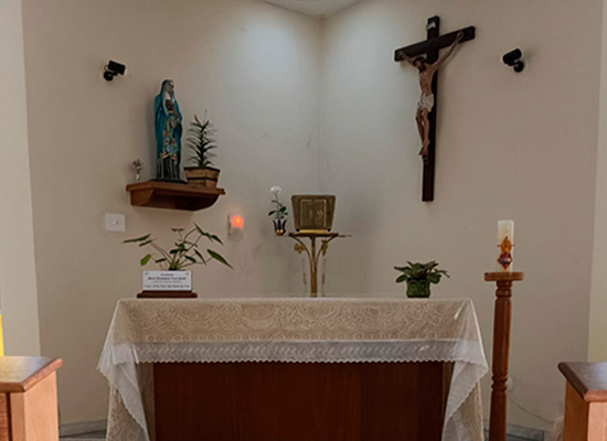 Visita a capela do col�gio -Maternal I B Col�gio Passionista Jo�o XXIII