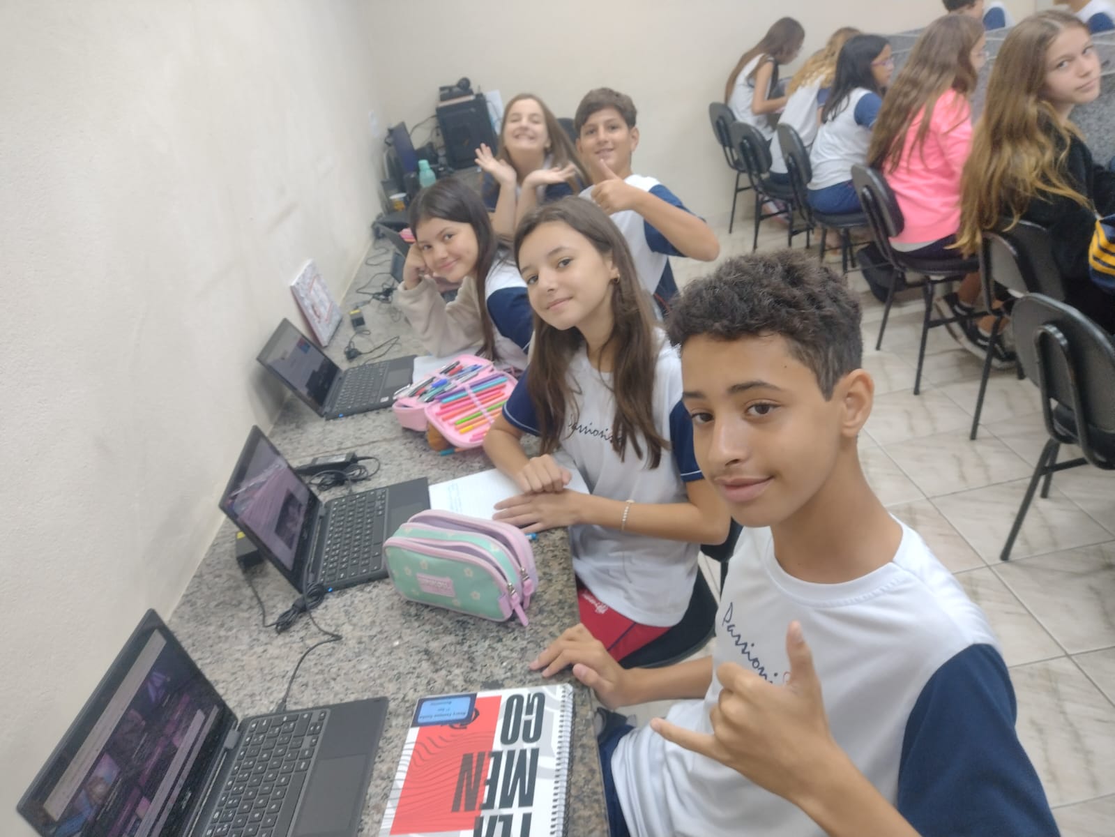 Atividade na plataforma moderna compartilha Stryx Plus - 7� Ano Col�gio Passionista Jo�o XXIII