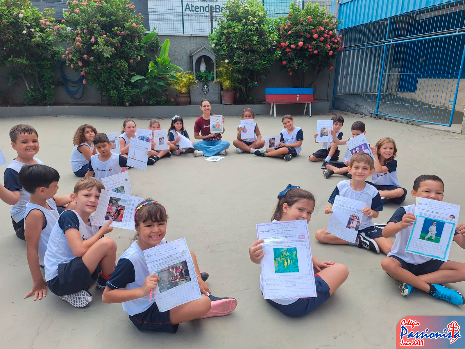 Por um mundo mais bacana - 2� Ano C Col�gio Passionista Jo�o XXIII