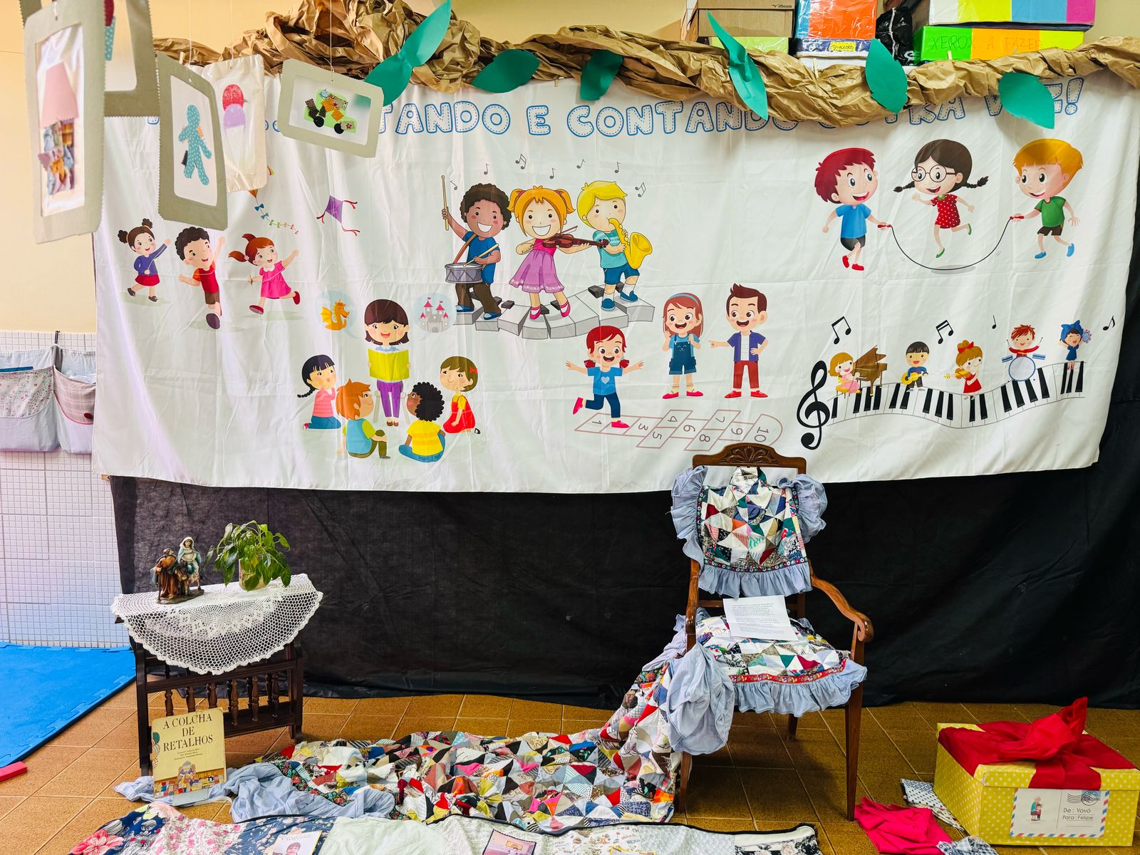 A colcha de retalhos da sua fam�lia - Maternal I A e C Col�gio Passionista Jo�o XXIII