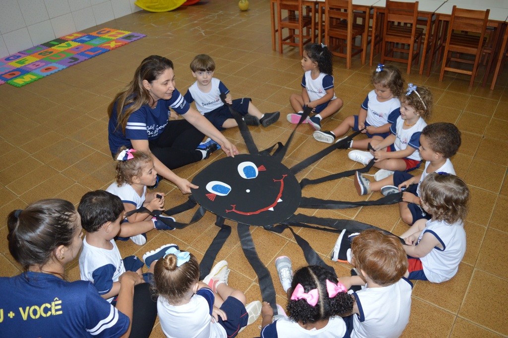 A Dona Aranha Col�gio Passionista Jo�o XXIII