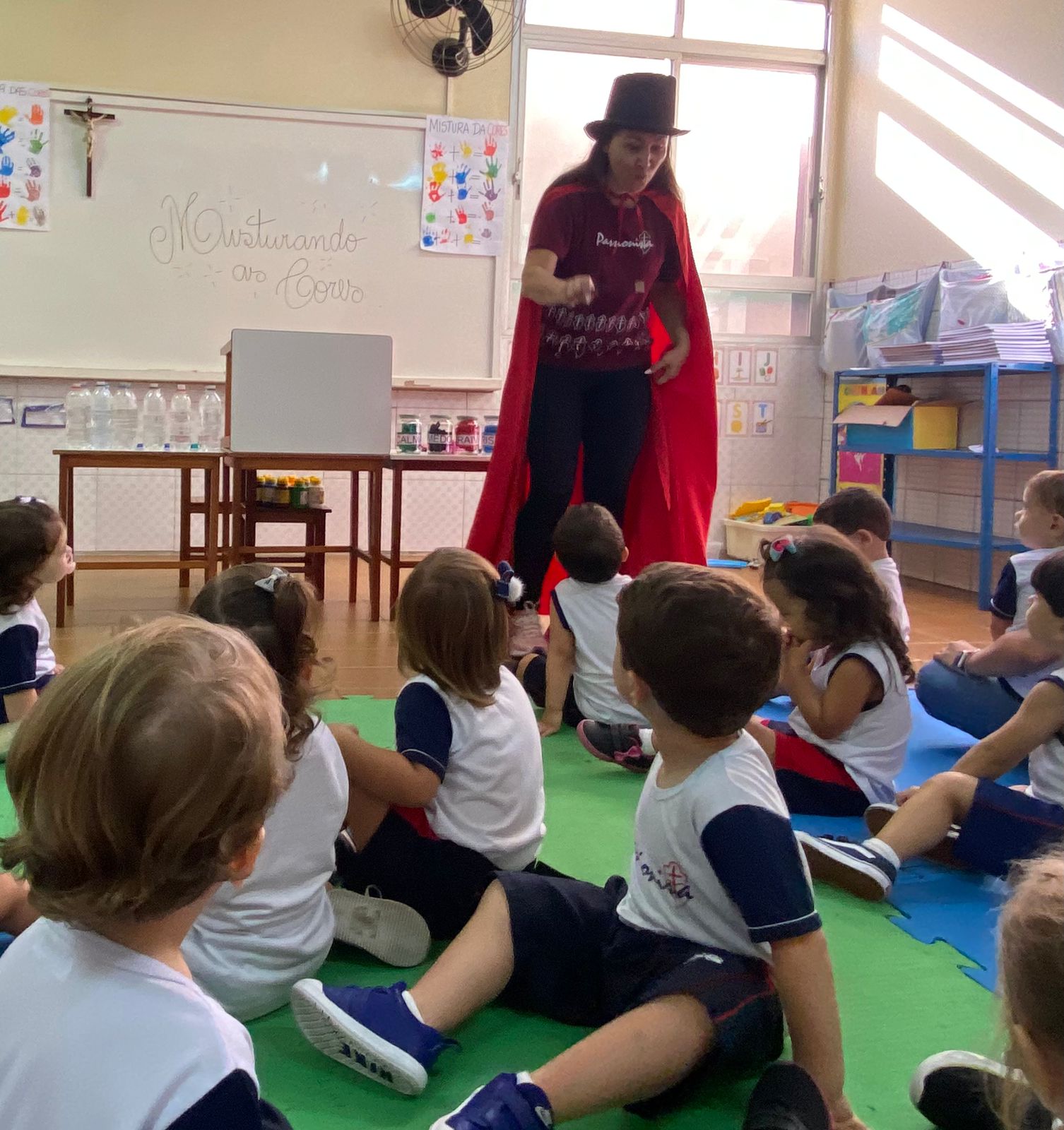 Misturando as Cores Col�gio Passionista Jo�o XXIII